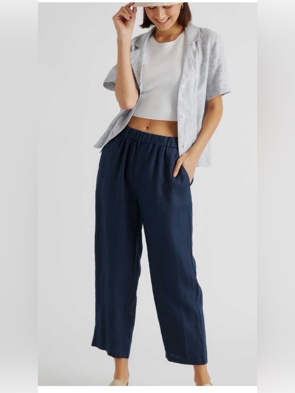 Quince Navy Cropped Wide-Leg Linen Blend Pants - Picture 2 of 7